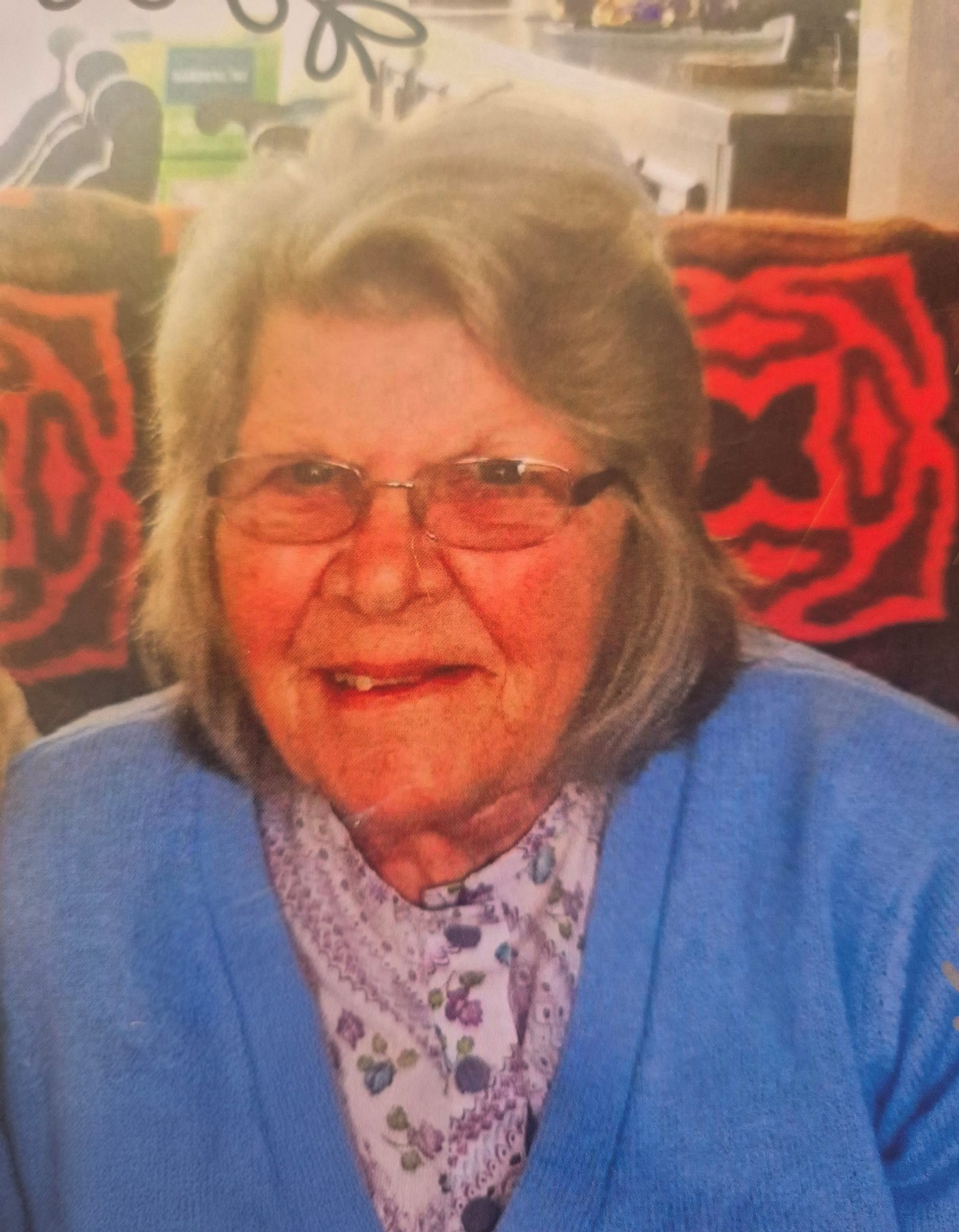 HEWARD-Valerie-Portrait-photograph-scaled