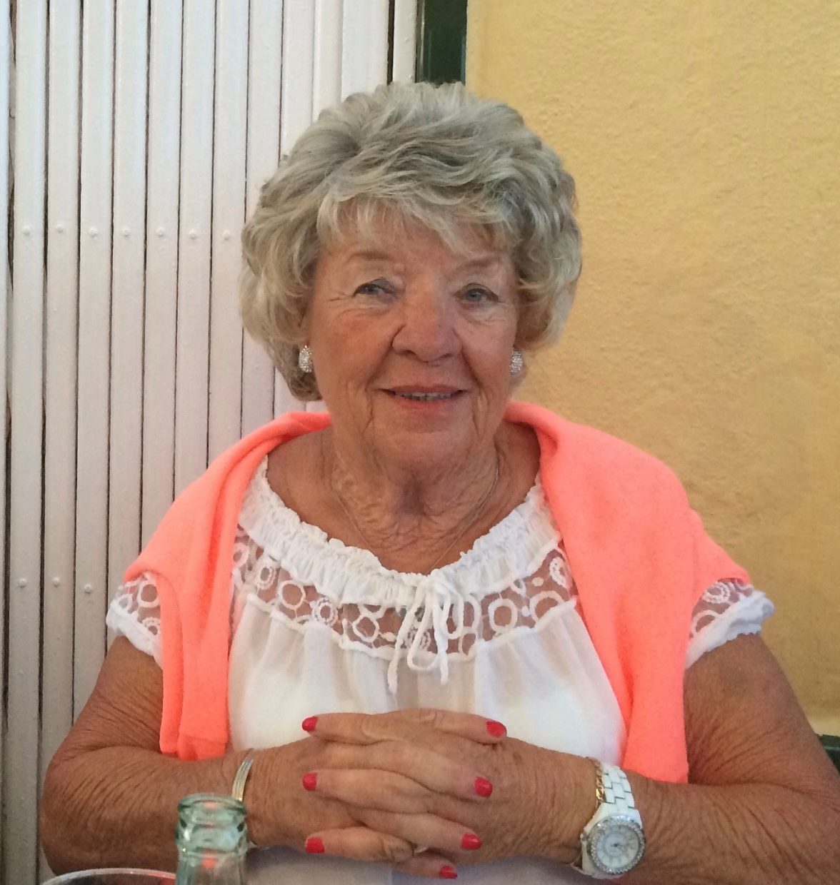 SWIFT Meta - Portrait photograph